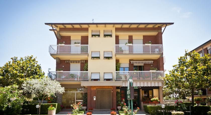 Hotel Vignola Assis Exterior foto
