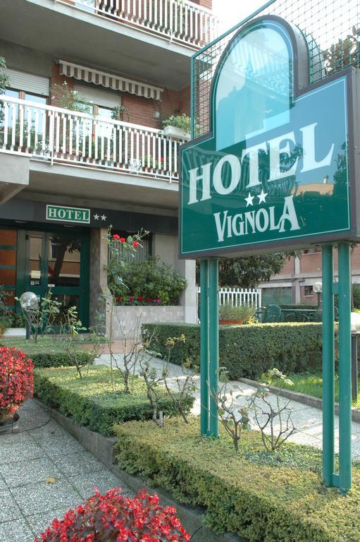 Hotel Vignola Assis Exterior foto